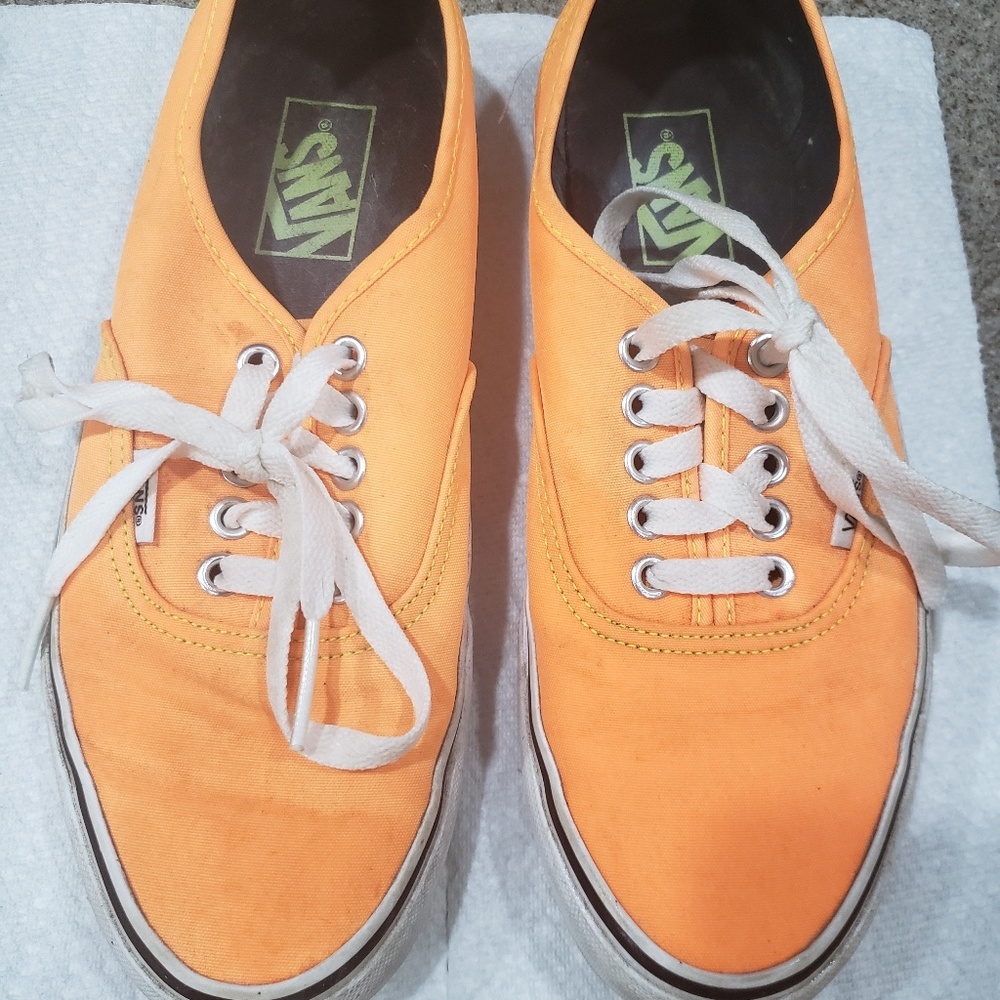 Van's